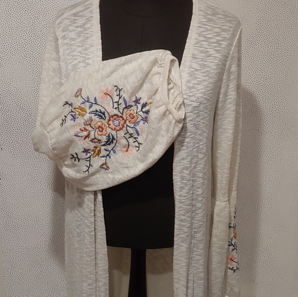 Art Class Long Embroidered Cardigan